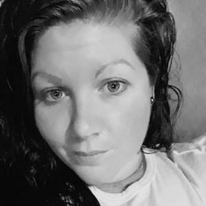 Meet your Posher, April ann